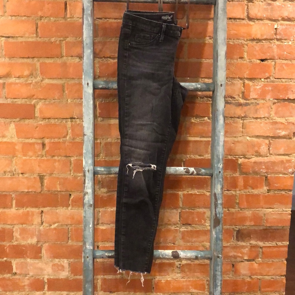 Mossimo Black Distressed Mid Rise Jegging
